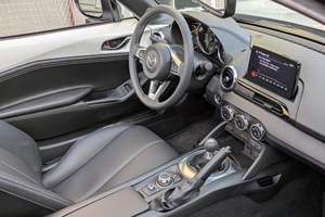 SUPER CLEAN LHD/RHD 2023 MAZ-DA MX-5 MIA-TA GRAND TOURING PRÊT À ÊTRE EXPÉDIÉ - Product Image 4