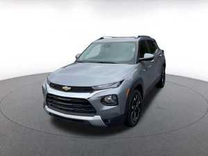 Trailblazer LT FWD 2024 d'occasion, conduite à gauche, intérieur foncé, sièges en tissu, ACC, frais d'accident inclus, en bon état - Product Image 2