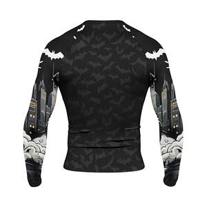 Rashguard Homme Personnalisable de Qualité Supérieure, Léger, Manches Longues, Col Rond Uni, Respirant, Séchage Rapide, Coupe Classique - Product Image 2