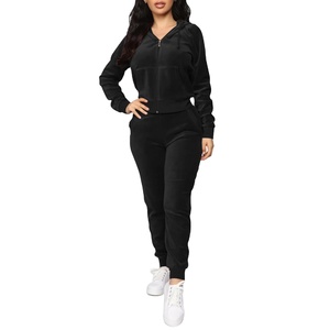 Collection Hiver : Ensemble Survêtement Personnalisé 2 Pièces pour Femme – Sweat à Capuche et Pantalon de Jogging – Vente en Gros - Product Image 4