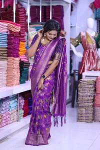 Función de matrimonio Estilo cultural gujarati especial Puro suave Khadi Georgette Tela de seda Sari tradicional indio con blusa - Product Image 6