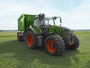 Tracteur agricole Fendt 724 Vario AGCO 4WD 2019 de performance supérieure - 230 CV, transmission par engrenages, moteur/roulements avancés, efficacité de pointe - Product Image 2
