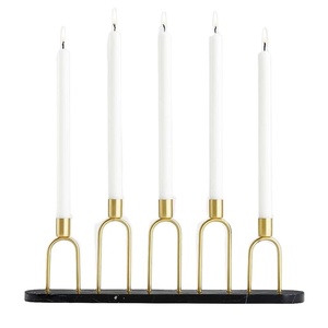 เชิงเทียนพร้อมฐานหินอ่อนสีดำเทาอัศวินห้าเสาที่วางเทียนโต๊ะรับประทานอาหาร - Product Image 1