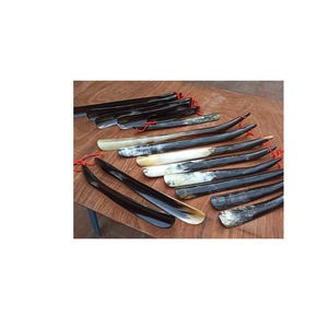 ฮอร์นรองเท้าควายธรรมชาติสำหรับผู้ชายและผู้หญิงและเด็กผู้หญิง - Product Image 1