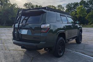 Toyota 4Runner TRD Pro V6 2020, 4x4, conduite à gauche/droite, avec porte-bagages Westcott Designs - Product Image 2
