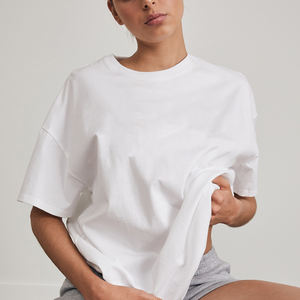 Camisetas informales de manga corta con cuello de pico para mujer, ropa de vestir con estampado personalizado a la moda - Product Image 4