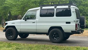 Offre exceptionnelle 1999 LndCruiser HZJ75 Diesel manuel - Product Image 3