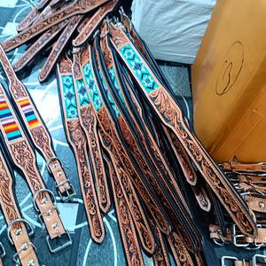 Collier de chien en cuir de vache perlé rembourré souple et durable avec outillage à la main et sculpture fabricant en gros sur mesure - Product Image 4