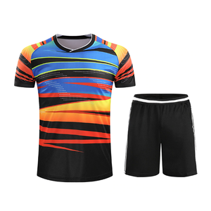 Conjunto de uniforme de voleibol personalizado unisex último diseño de sublimación para jugadores aspirantes - Product Image 5