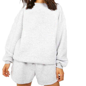 Ensemble de vêtements de sport unisexe en deux pièces, haut court à capuche uni et short, 100% coton - Product Image 1