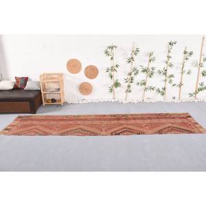 Tapis patchwork en laine de style bohème 3.1x12,4 pieds rouge et beige pour entrée ou couloir-soutenu en latex - Product Image 1