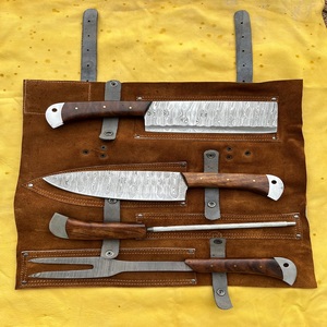 Tendance lames personnalisé 8 pouces en acier damas cuisine Chef couteau utilitaire ensemble forgé à la main en acier au carbone lame manche en bois rouleau de cuir - Product Image 1