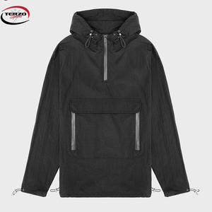 Venta al por mayor chándal de nailon Negro hombres logotipo personalizado impreso de talla grande conjuntos de entrenamiento transpirable cortavientos diseñadores de ropa de calle - Product Image 5