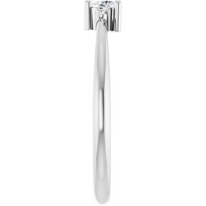 Anillo de compromiso Stuller con detalles en oro blanco de 14 quilates 72435:216P 14KW - Product Image 4