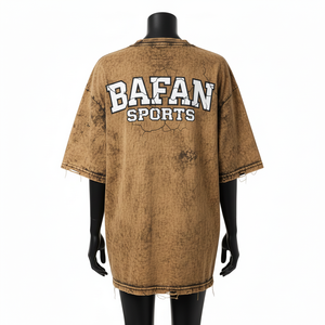 Camiseta de Algodón Extra Grande para Mujer, Lavada al Ácido, Suave y Transpirable, Estilo Desgastado Marrón, con Logotipo de Parche Personalizado Serigrafiado - Product Image 2