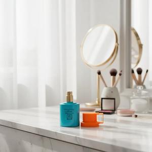 ONLYOU Eau De Parfum Mandarino Spray, Profumo Floreale Legnoso con Note di Rosa e Miele, 30ml Unisex - Product Image 2