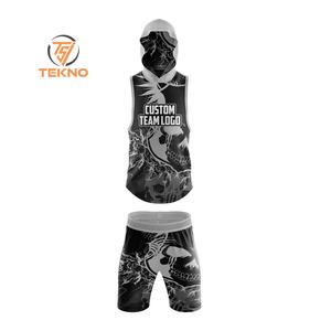 Venta al por mayor nuevo diseño 7on7 bandera uniforme conjuntos mejor calidad transpirable impresión por sublimación completa tamaño personalizado 7v7 uniforme para hombres - Product Image 1