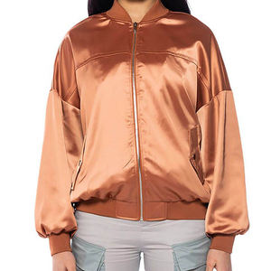 Chaqueta de satén de sublimación de moda para ropa de calle para damas Deportes de equipo personalizados y nombre del club Chaquetas de satén para mujeres - Product Image 1