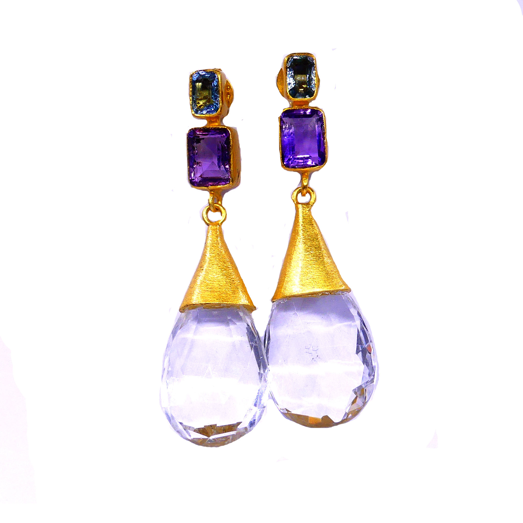 สีเหลือง