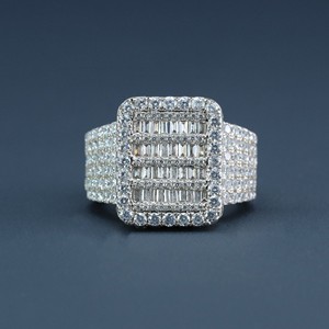 Luxury collection of Hip Hop Diamond <b>Ring</b> <b>Iced</b> Out For Men's in 14 kt white gold lab grown diamond - Product Image 1