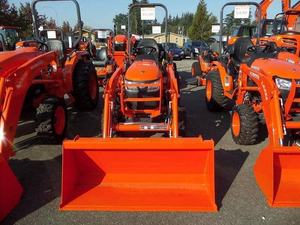 Para Kubota B2301HSD Mini Tractor con componentes de núcleo de caja de cambios de motor de bomba eficiente - Product Image 3