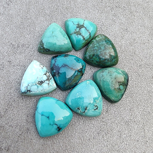 Calidad AAA + turquesa tibetana natural forma de trillón cabujón parte posterior plana calibrado piedras preciosas al por mayor, todos los tamaños disponibles - Product Image 5