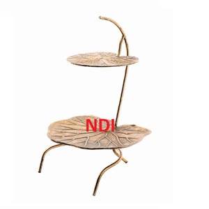 Soporte de pastel de Metal con forma de hoja de calidad estándar, soporte de postre para magdalenas, soporte de plato para servidor de repostería para fiesta de té, acabado dorado - Product Image 1