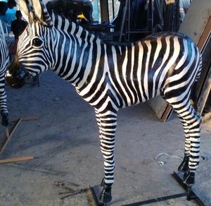 2025 último diseño estatua de cebra mejor precio adorno de jardín para decoración de Parque de Atracciones suministros de jardín exportados en todo el mundo - Product Image 3