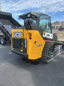 Chargeuse compacte sur chenilles JCB 215T à haut débit avec levage vertical, pour la construction et l'agriculture - Product Image 6
