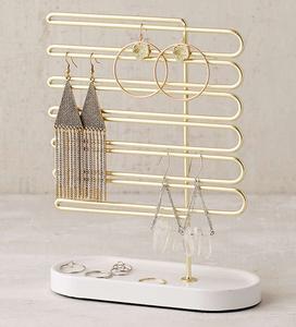 Elegante soporte organizador de joyas de metal duradero con múltiples ganchos para colgar elegantes collares y almacenar anillos - Product Image 5