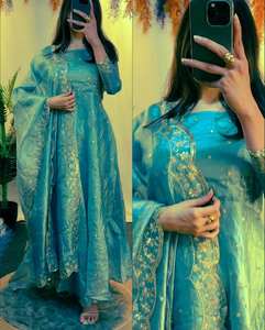 Vestido Largo de Diseño Tradicional para Bodas y Fiestas, Completamente Bordado, Listo para Usar, de Secado Rápido, para Todas las Temporadas - Product Image 1