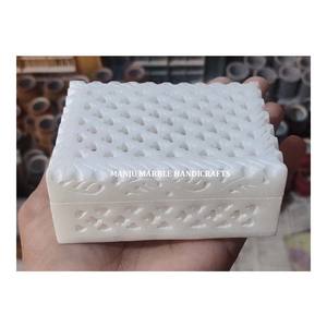 Boîte de Jali en marbre de conception de sculpture indienne fabriquée à la main boîte d'incrustation de marbre douée à la main boîte d'artisanat en pierre décorative en forme de rectangle - Product Image 1