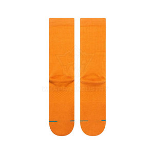 Calcetines de estilo moderno con MOQ bajo, cómodos de usar, que ofrecen una sensación suave, grosor equilibrado y un rendimiento diario confiable. - Product Image 3