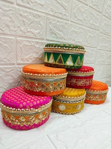 Cajas Redondas de Brocado con Cuentas para Recuerdos de Boda, Mini Caja para Baby Shower y Damas de Honor, Cesta para Frutos Secos, Regalo de Inauguración de Casa - Product Image 5