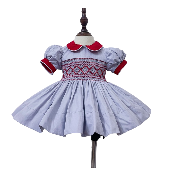 สีเทาอ่อน