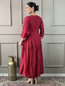 Conjunto de pantalón Chanderi Kurti de viscosa Premium más vendido, ropa de mujer Jacquard Dupatta para la vida diaria, uso en fiestas, suministro al por mayor - Product Image 4