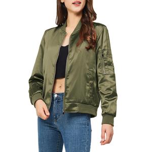 Veste de baseball universitaire en satin personnalisée pour femmes, respirante, matelassée, en coton et élasthanne écologiques, bomber pilote uni - Product Image 4