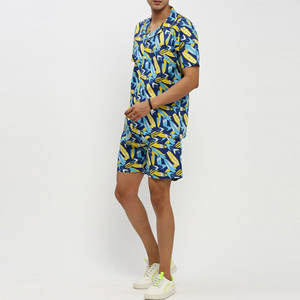 Conjunto de verano estampado para Hombre | Camisa y pantalones cortos ligeros de tono Azul en Festival | OEM/ODM disponible - Product Image 2