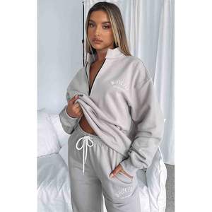 Ensemble de survêtement long à fermeture éclair en deux pièces pour femmes, uni, brodé, pour l'hiver - Product Image 1