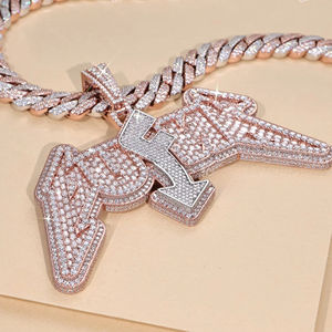 Nouveauté Pendentif en argent sterling 925 entièrement serti de diamants de moissanite Hip Hop pour homme ou femme avec clarté VVS améliorée - Product Image 3