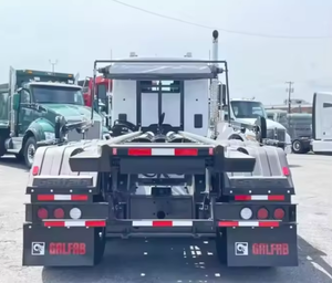 Camión Kenworth T880 Tri-Axle Roll-Off 2024 Listo para el Trabajo, Transmisión Automática, Diésel, Garantía Disponible, En Venta - Product Image 3