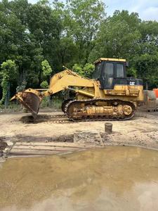 Chargeuse sur pneus Cat973C d'occasion, modèle 2023, avec moteur et roulements d'origine, puissance de creusement élevée, charge nominale de 6 tonnes - Excellent état - Product Image 4