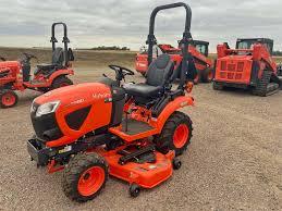 Tracteur chenillé compact 4x4 25 CV BX1880 2021 avec transmission par engrenages, moteur haute productivité, boîte de vitesses et pompe incluses - Product Image 6