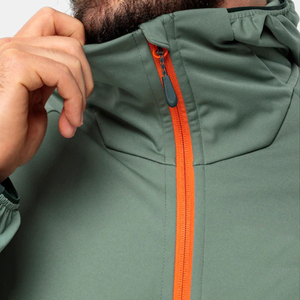 Chaqueta Softshell impermeable deportiva al por mayor con capucha a prueba de viento con revestimiento de camuflaje para senderismo al aire libre y Trekking logotipo frontal - Product Image 4