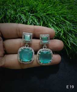 Indian Latest Exclusive Designer Light <b>Weight</b> With American Diamond Earring <b>Women</b> for Party <b>Women's</b> Fashionable Party - Product Image 5