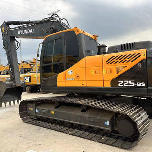 Hyundai 225-9 Pelle hydraulique de 22 tonnes d'occasion en excellent état, Corée, avec moteur à engrenage central à vendre - Product Image 1