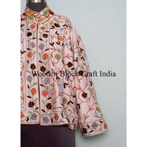 Chaqueta Étnica de Terciopelo Suzani, Estilo Boho, Hecha a Mano, Bordada, Kimono, Chaqueta Vintage Suzani para Mujer - Product Image 2