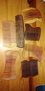 Peine de pelo con mango de madera hecho a mano de arce para uso en Salón de la India, peine de madera al por mayor para uso comercial en venta en - Product Image 4