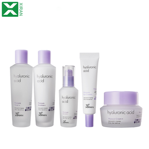 <span class=keywords><strong>Set</strong></span> di Toner per il viso con acido ialuronico personalizzato crema idratante per il viso sbiancante <span class=keywords><strong>Set</strong></span> per la cura della pelle Anti invecchiamento delle donne - Product Image 1