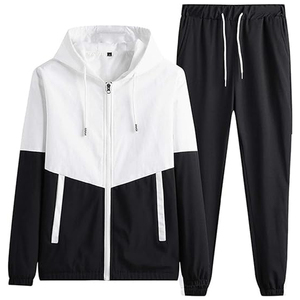 Vêtements de sport légers à fermeture éclair sur mesure survêtements en polaire pour hommes avec poche sur les manches survêtements respirants du fabricant - Product Image 1